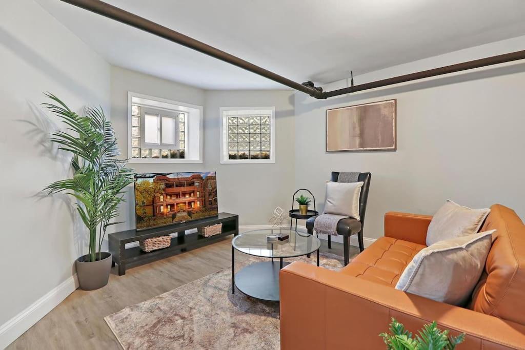 Great Location! Cozy 3br Garden Unit In Hyde Park Apartment Chicago