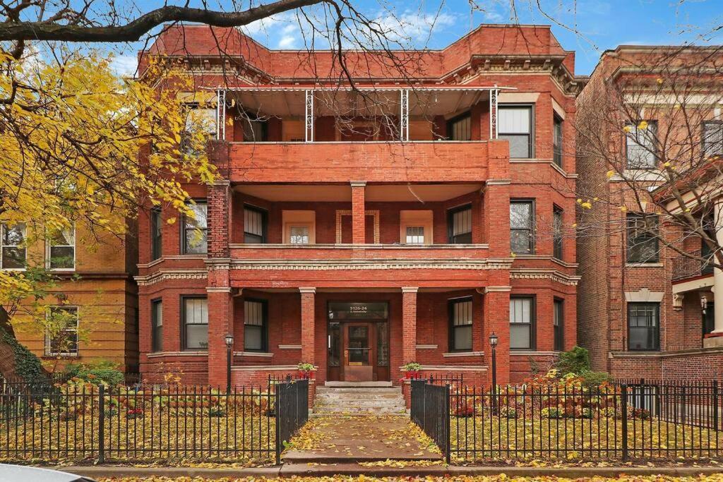 Great Location! Cozy 3br Garden Unit In Hyde Park Apartment